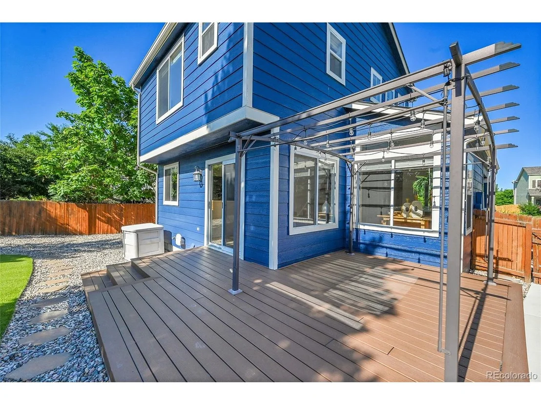 Photo of 8673 Cloverleaf Cir