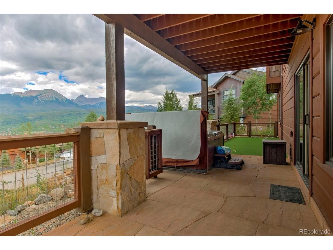 Photo of 160 Stonefly Dr