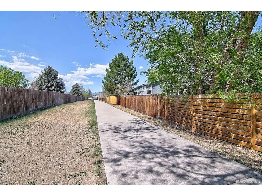 Photo of 341 Mulberry Cir