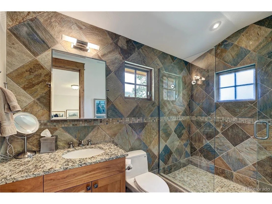 Photo of 805 Highfield Trl