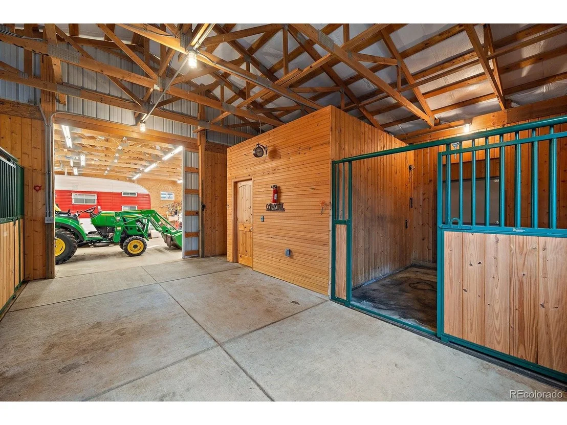 Photo of 2572 Aspen Spring Dr