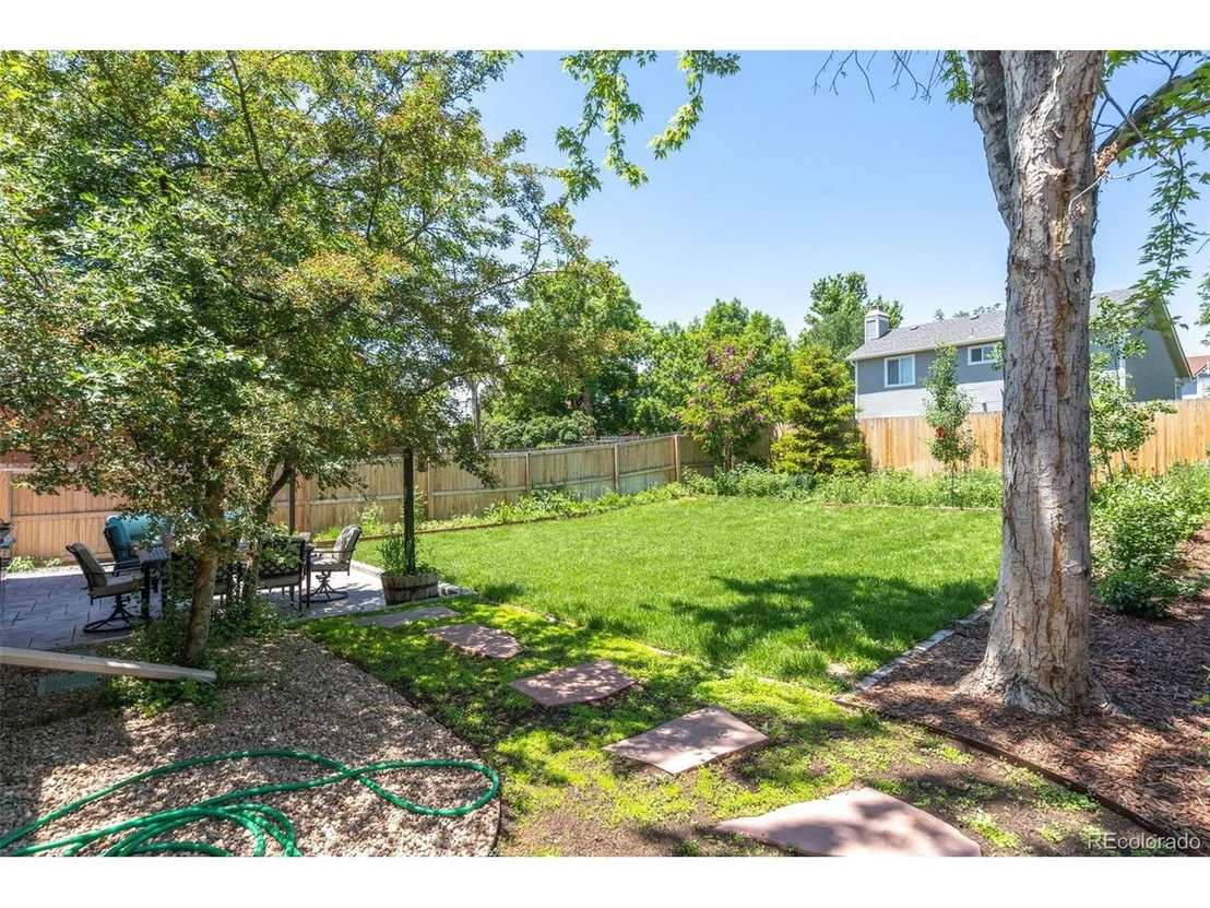 Photo of 305 Mulberry Cir
