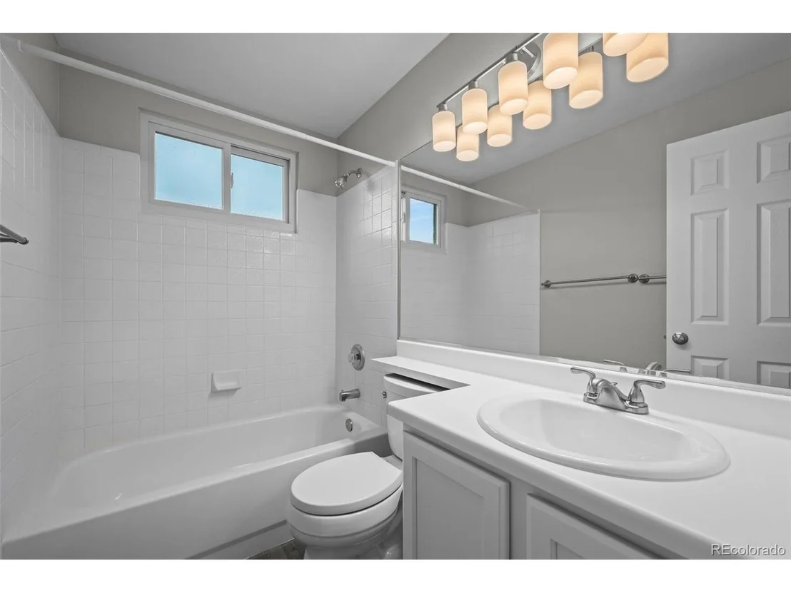 Photo of 11263 Glenmoor Cir