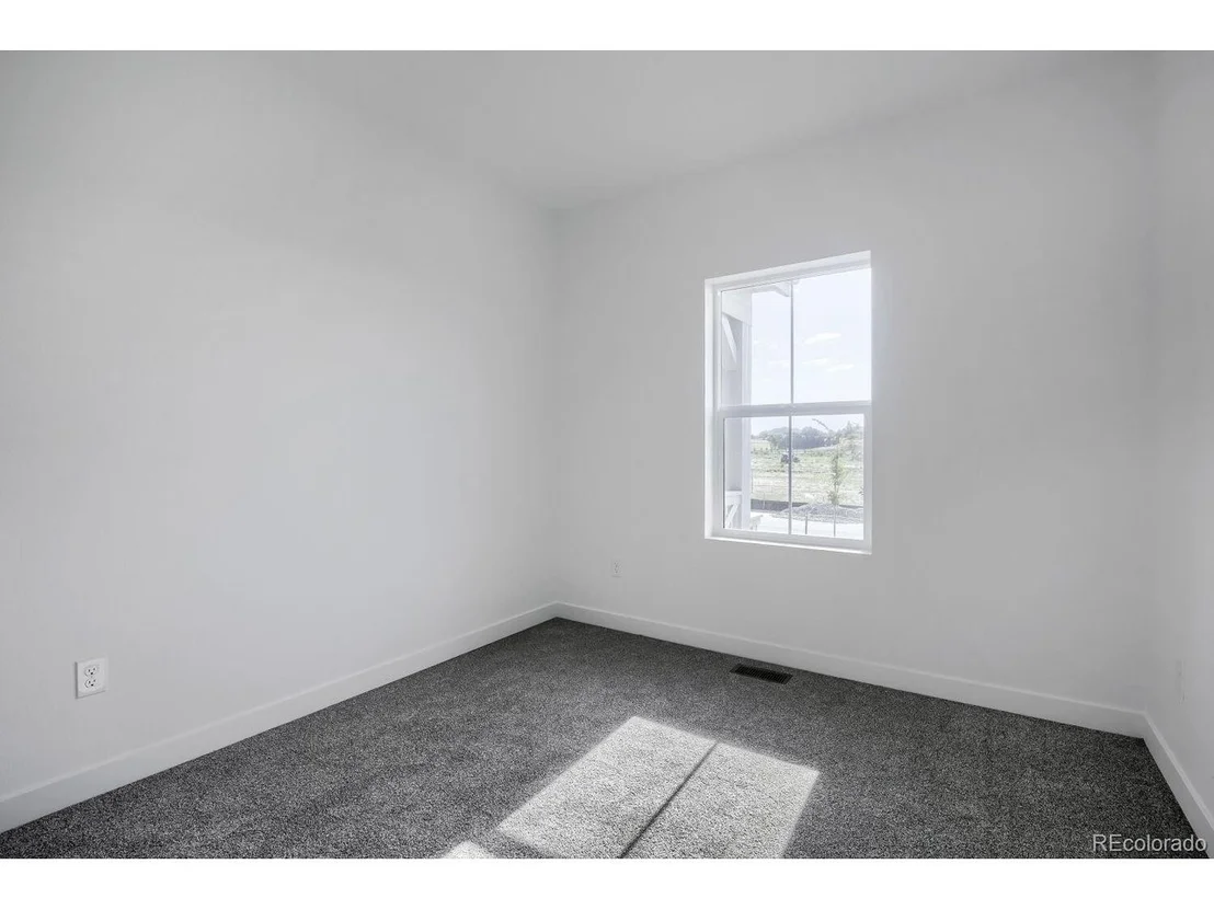 Photo of 1662 Drumming Dr
