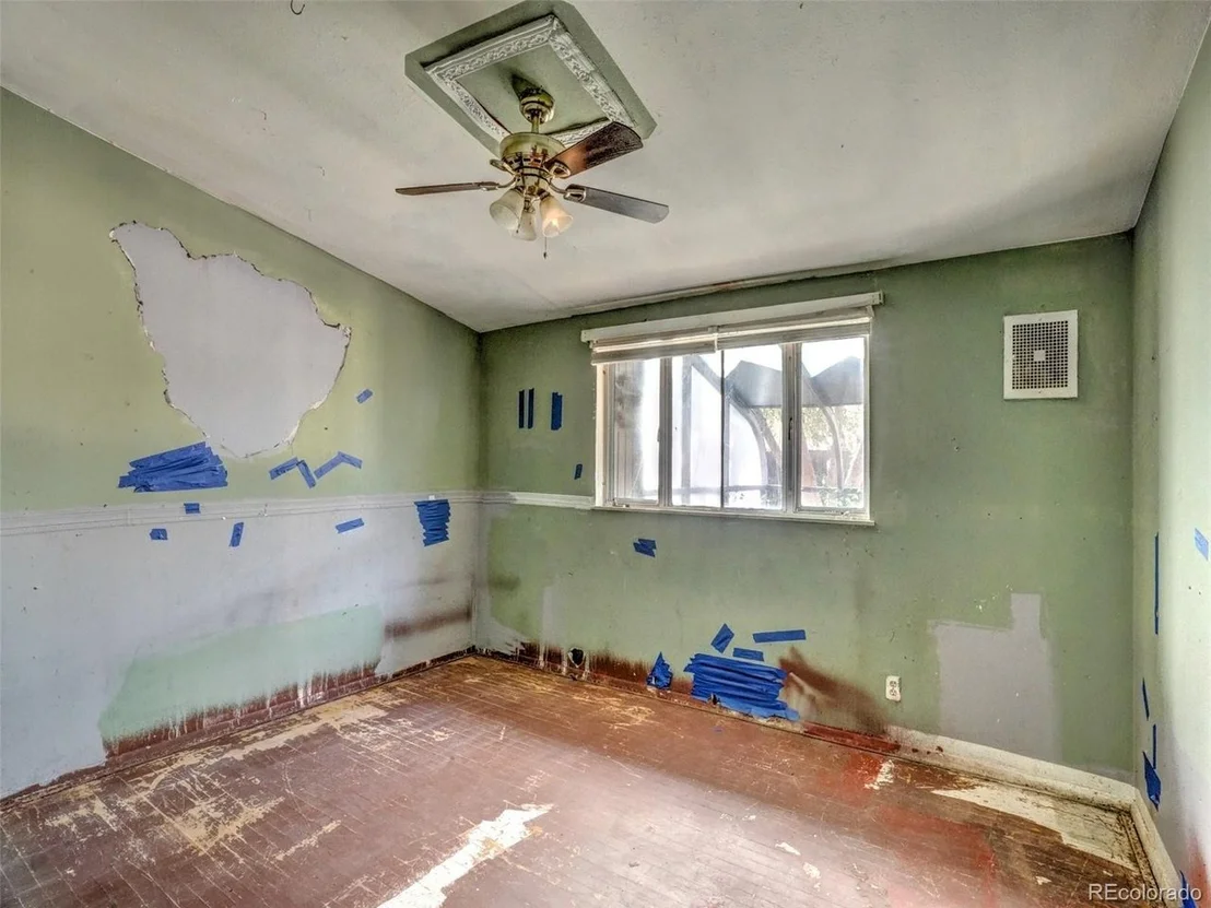 Photo of 7789 Greenleaf Ln