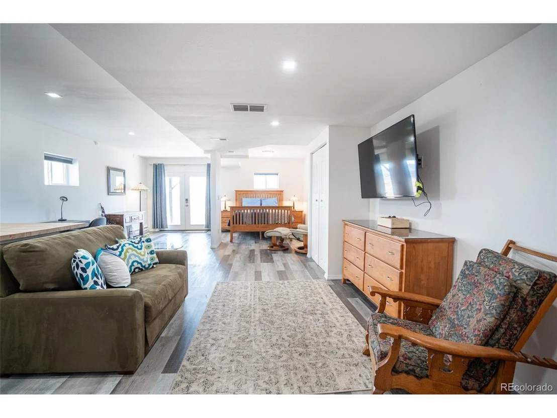 Photo of 331 Frenchman Rd