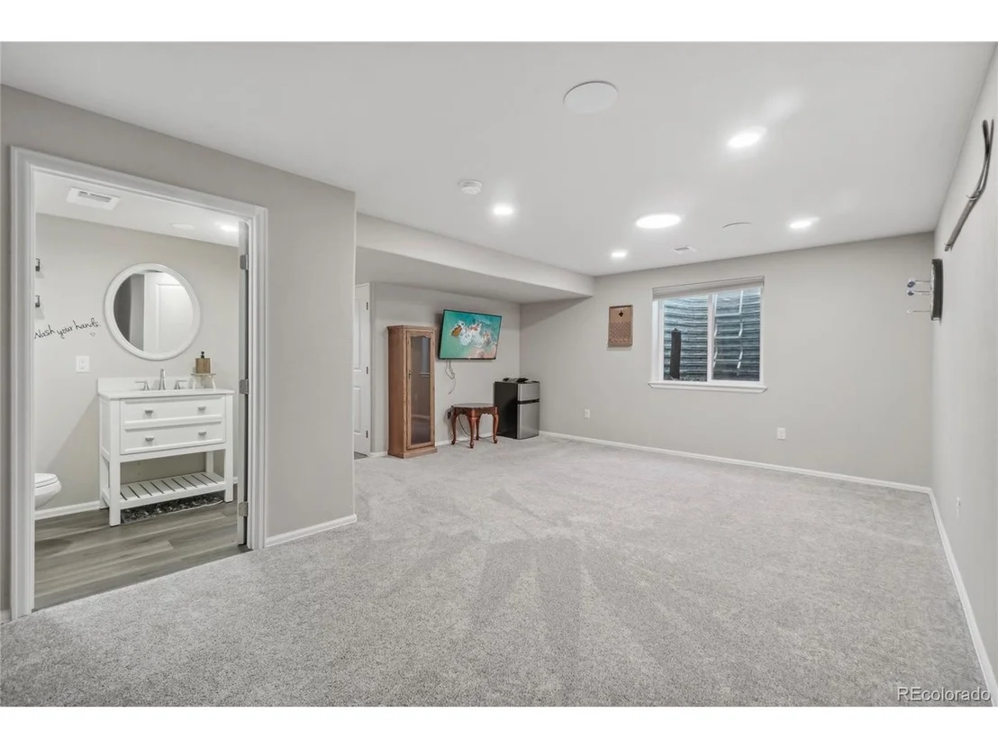 Photo of 272 Castle Dr
