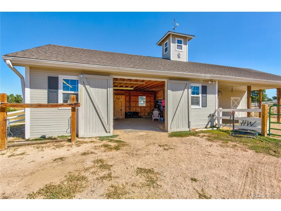 Photo of 46186 Needleleaf Ln