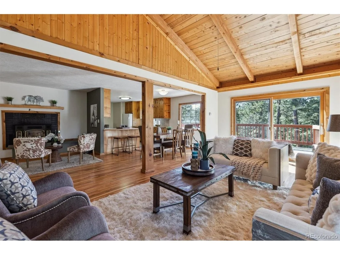 Photo of 21345 Cliffwoods Trl