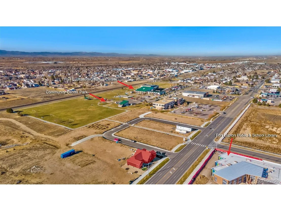 Photo of 335 Josef Cir