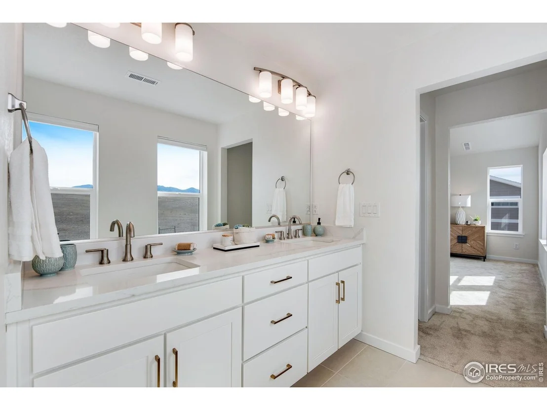 Photo of 153 Mohawk Cir