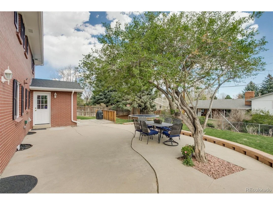 Photo of 6952 Dover Cir