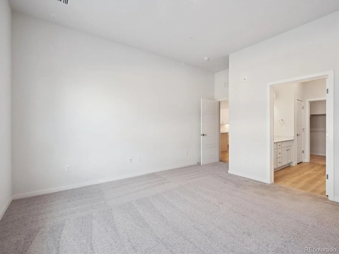 Photo of Unit 2102 at 485 Interlocken Blvd