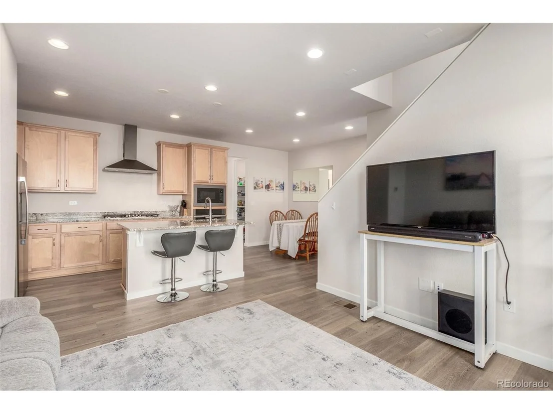 Photo of 2641 Channel Dr