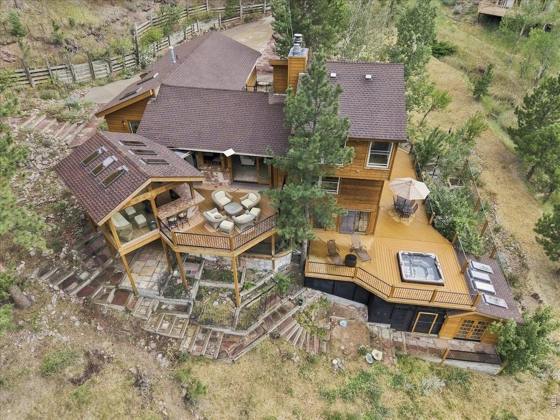 Photo of 114 Balsam Ln