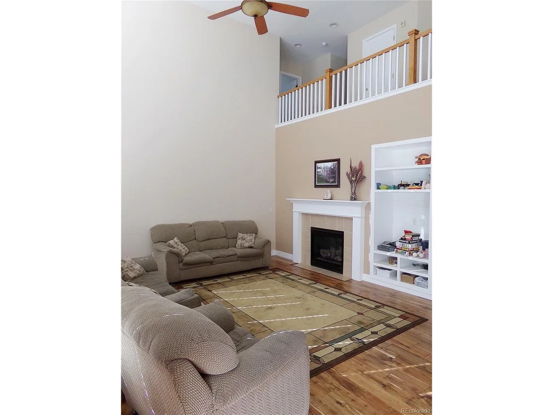 Photo of 977 Sparrow Hawk Dr