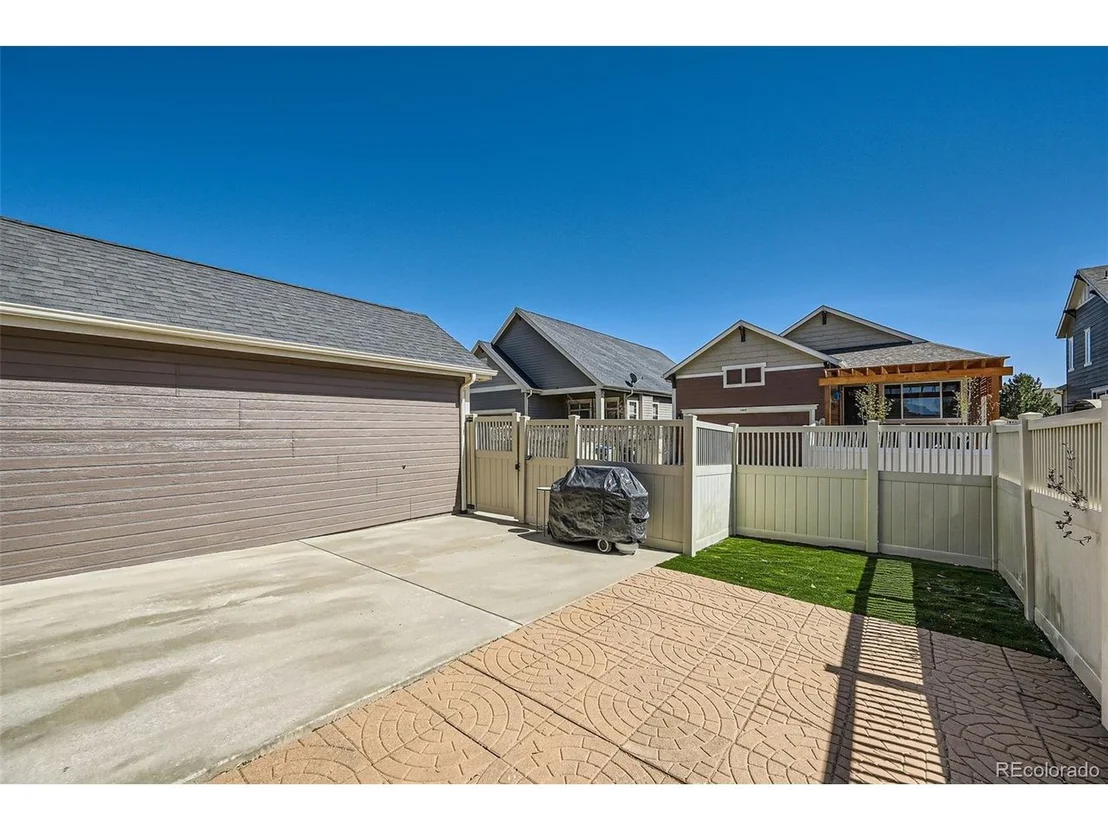 Photo of 1416 Bluemoon Dr