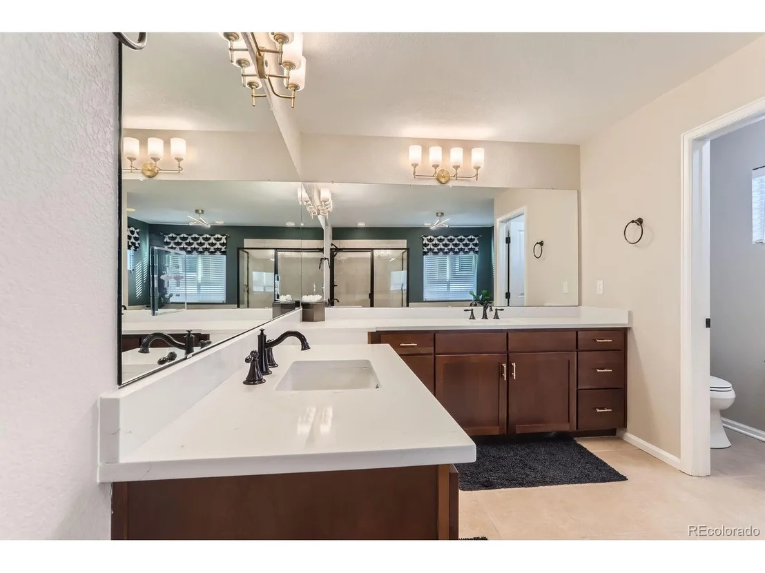 Photo of 11013 Valleybrook Cir