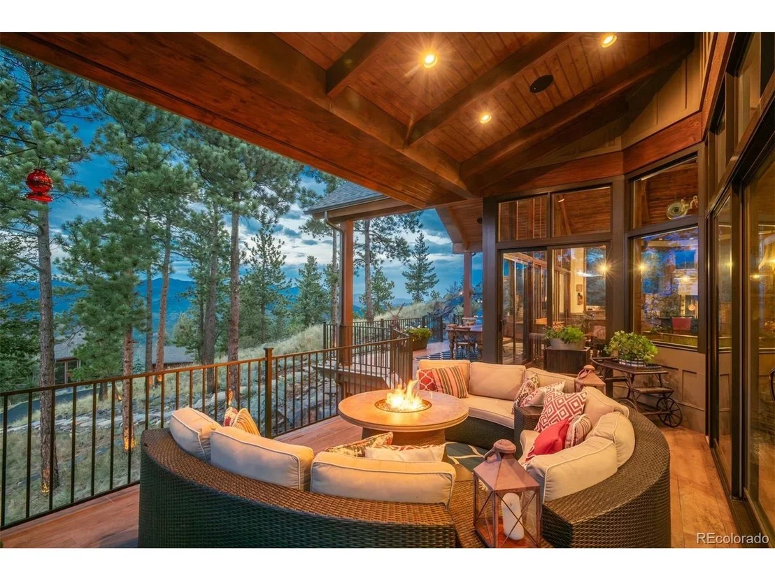 Photo of 1028 Blue Grass Trl