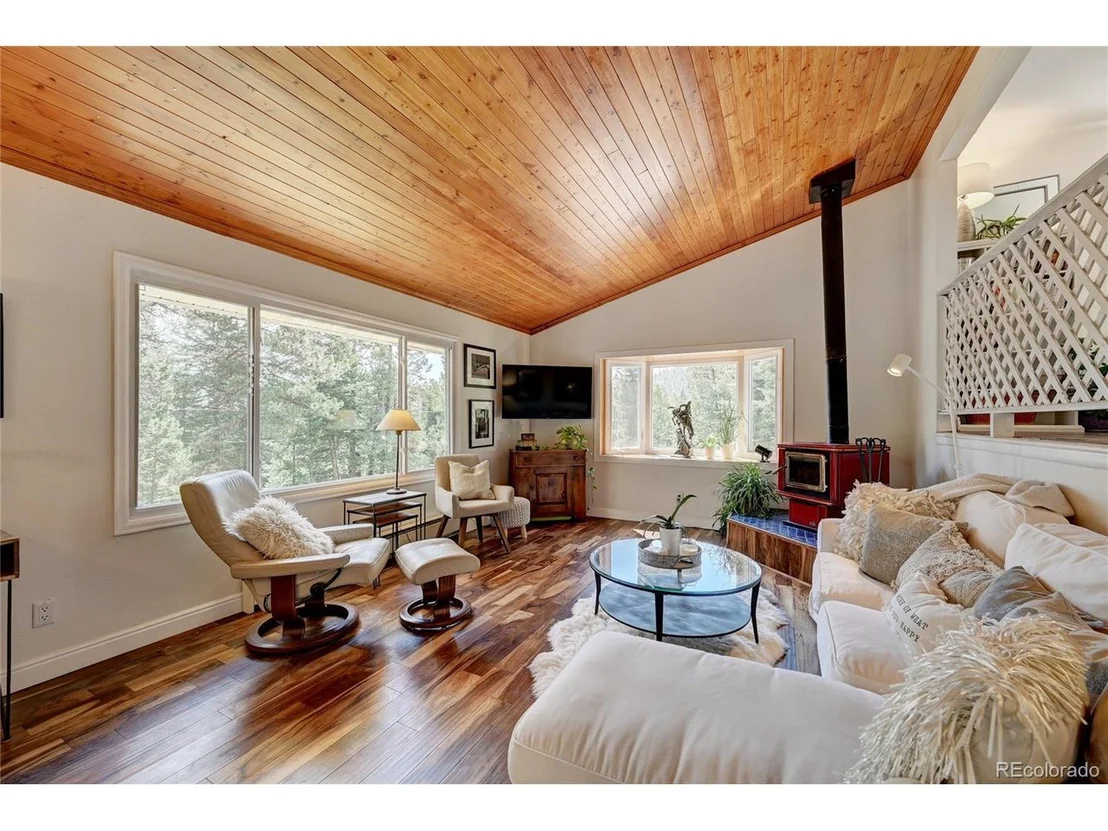 Photo of 6549 Modoc Ln