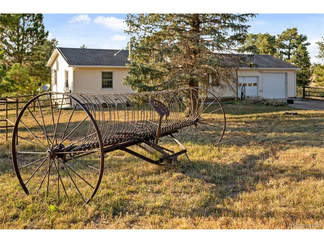 Photo of 6345 Arrowhead Trl