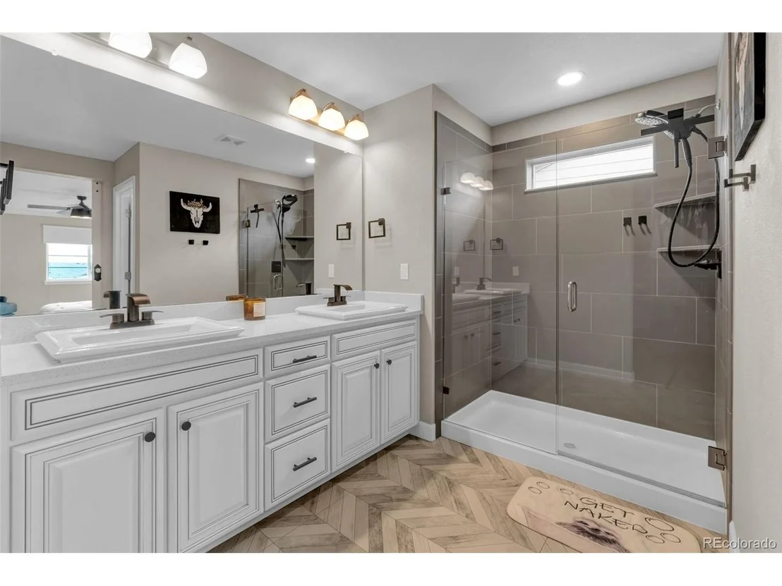 Photo of 1065 White Leaf Cir