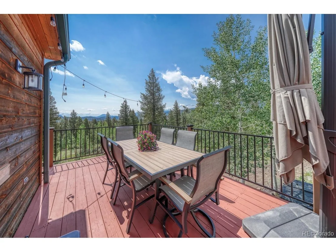 Photo of 50 Ridge Ln