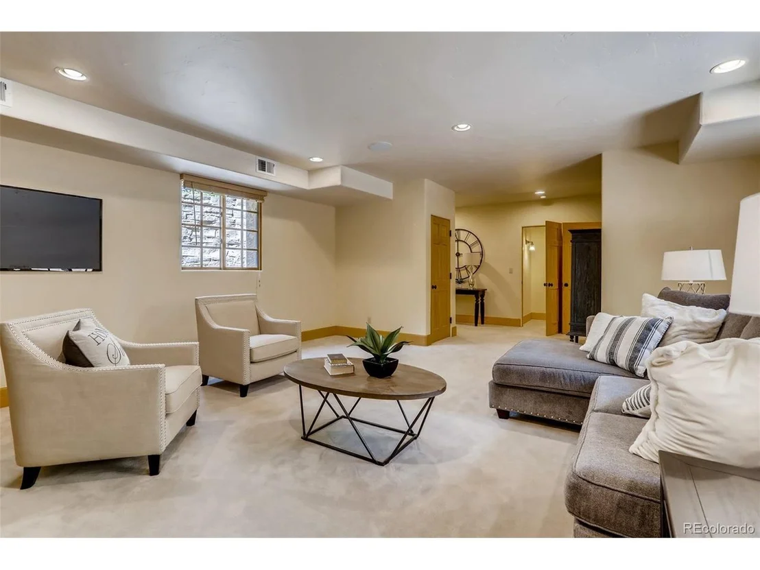 Photo of 4 Foxtail Cir