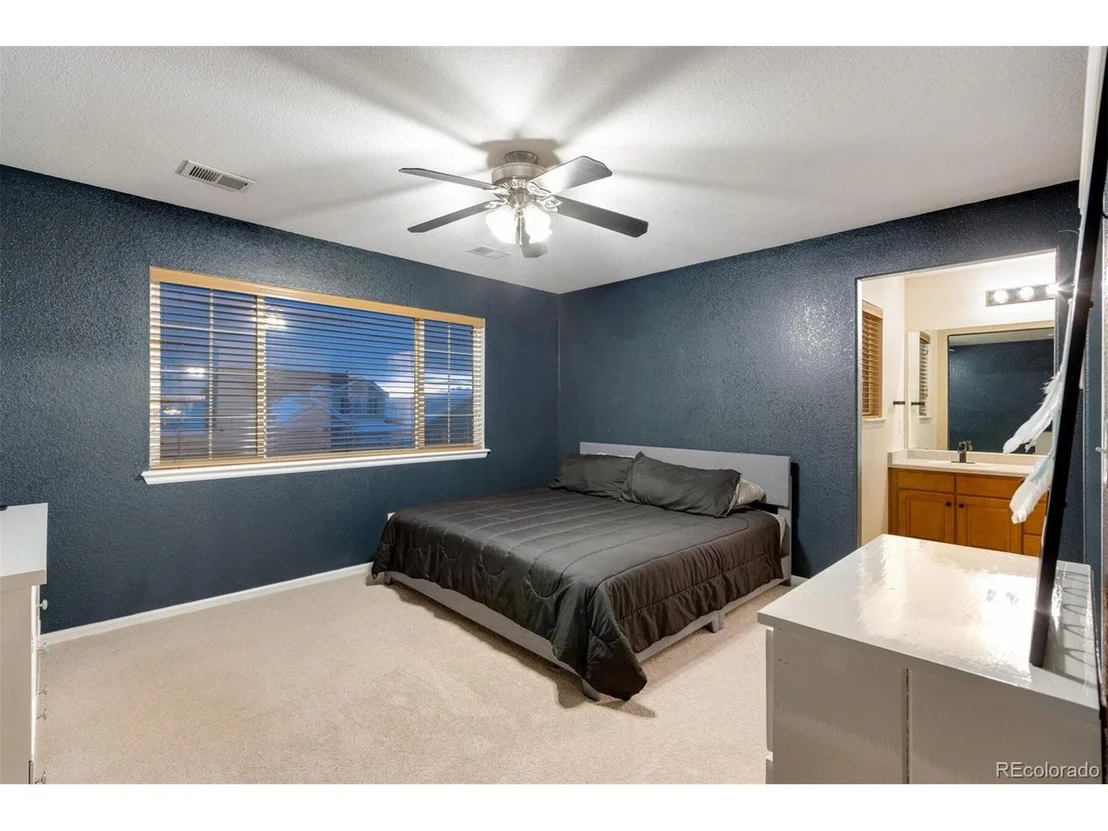 Photo of 655 Elizabeth Street Cir