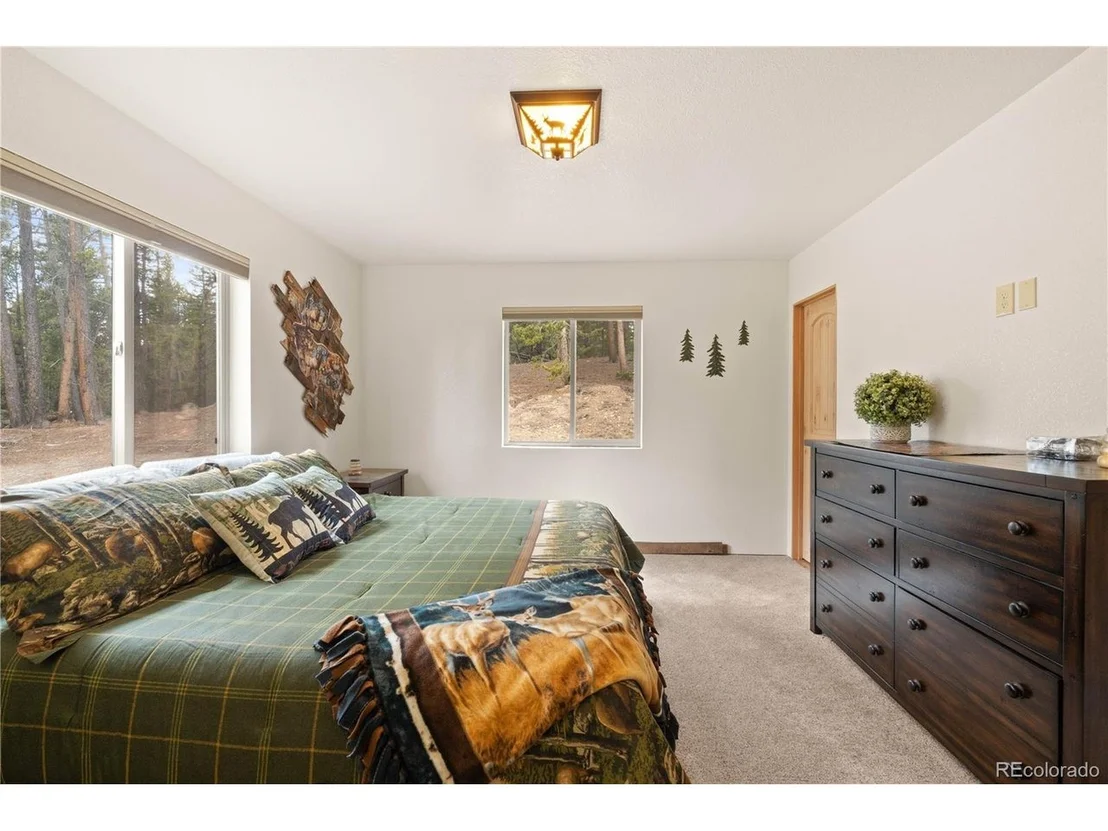 Photo of 64 Bourbons Way