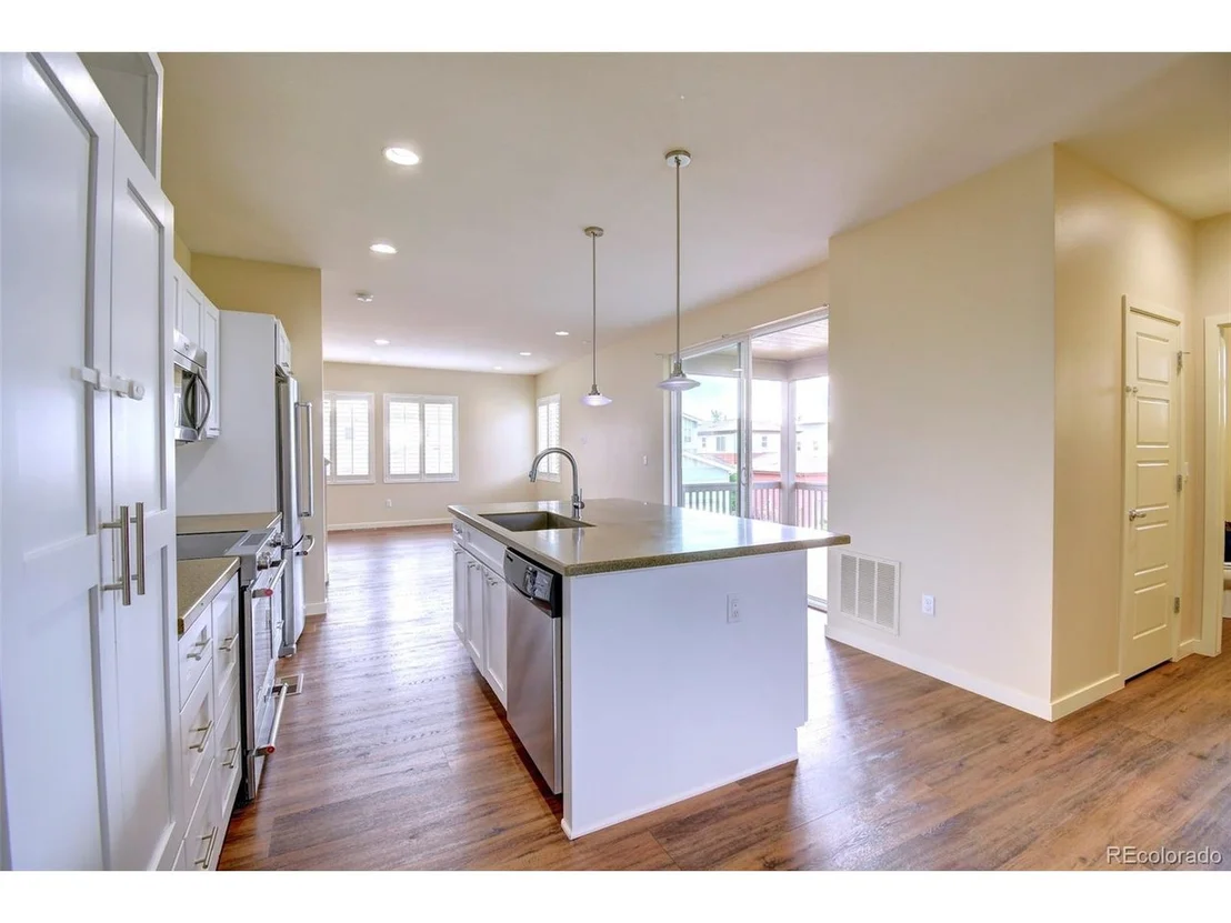 Photo of 9727 Dunning Cir