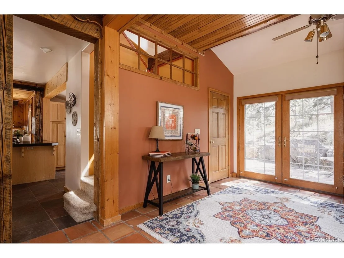 Photo of 190 Circle Dr