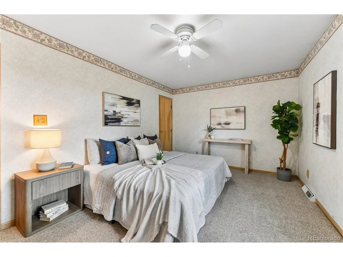 Photo of 100 Flora Ct