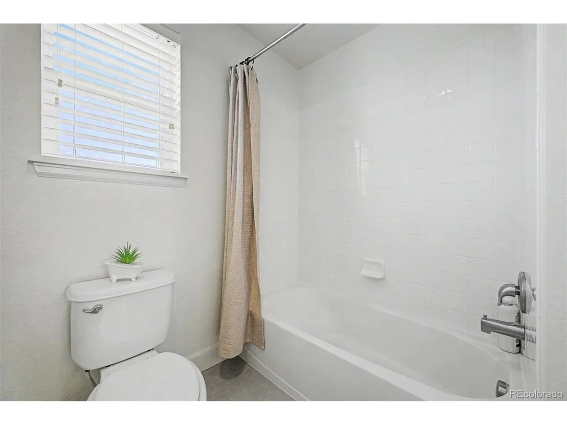 Photo of 12268 Eastern Pine Ln
