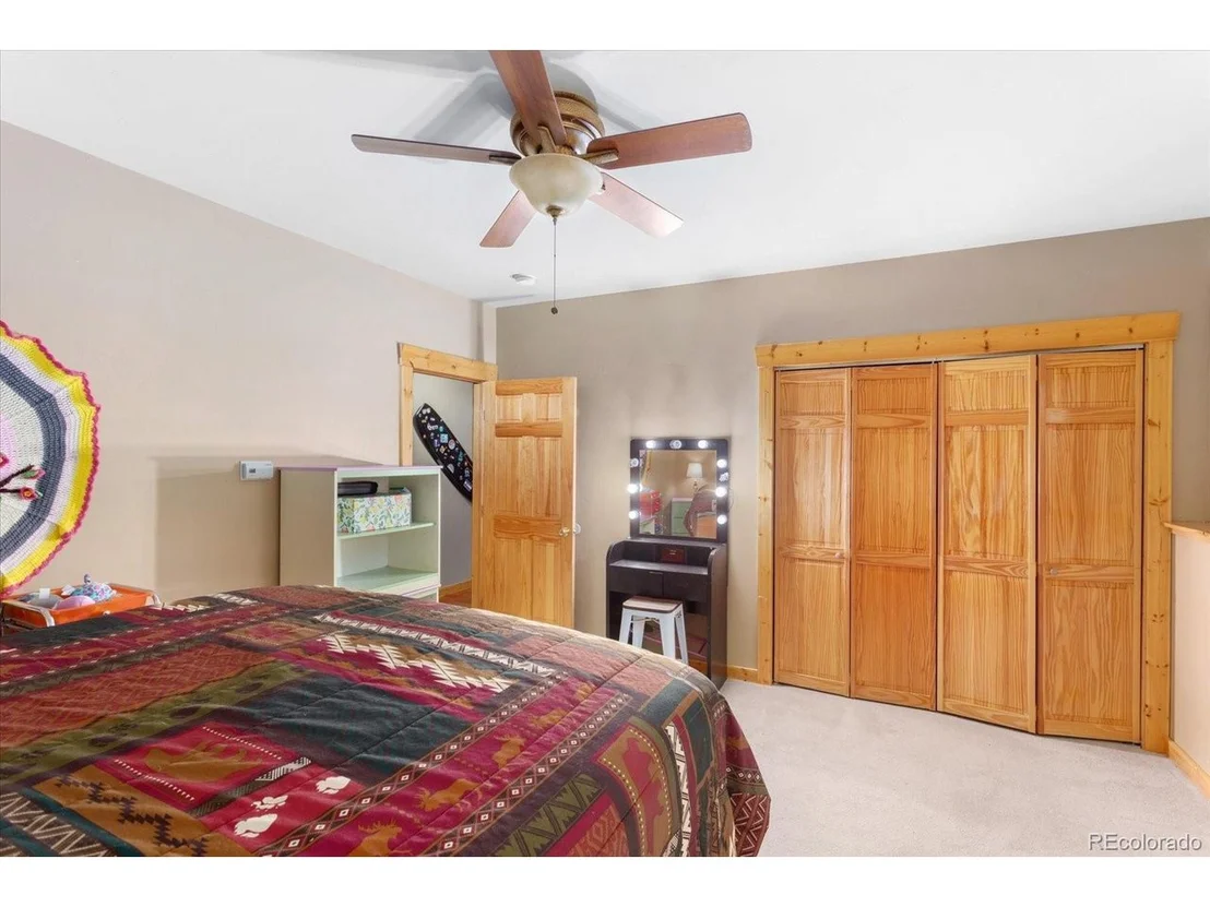 Photo of 217 Peak View Dr