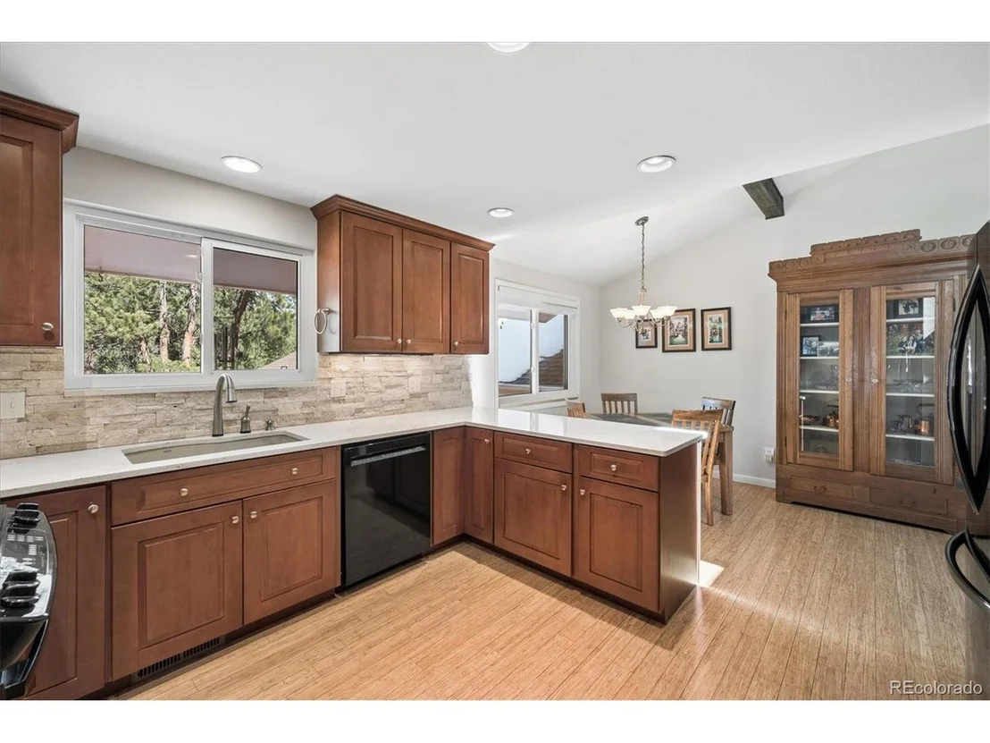 Photo of 30163 Canterbury Cir