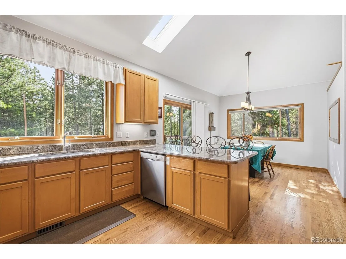 Photo of 9274 Sandy Ln