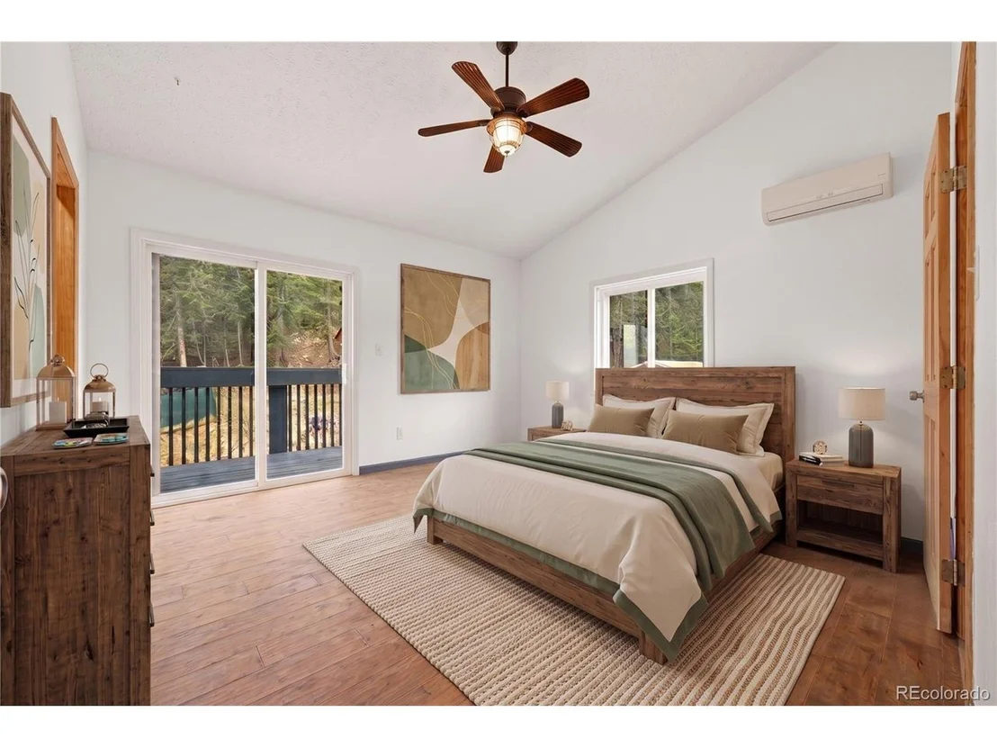 Photo of 19622 Cypress Dr