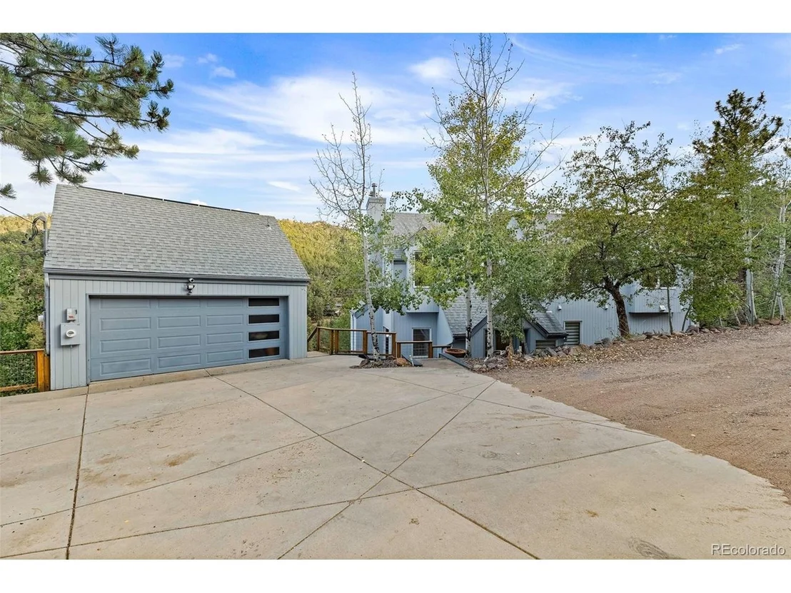 Photo of 1604 Wagonwheel Gap Rd