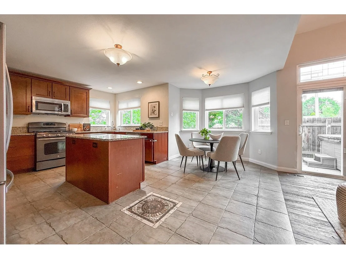 Photo of 584 Sugar Mill Pl