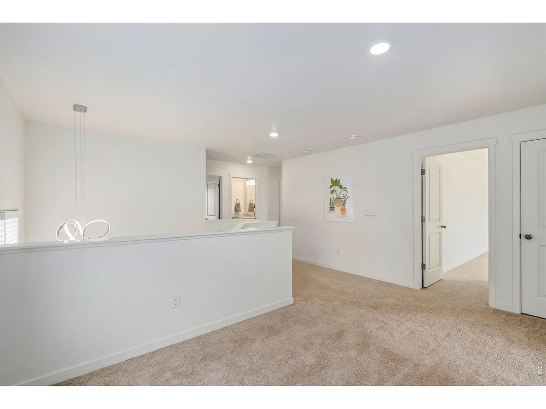 Photo of 928 London Way
