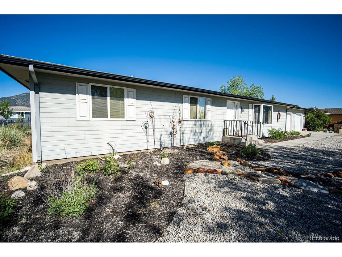 Photo of 172 Robert Dr