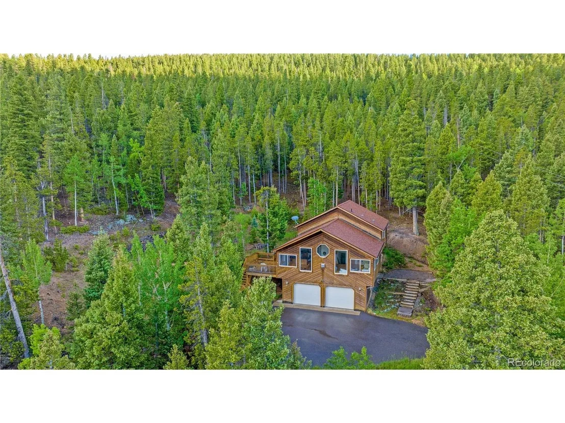 Photo of 1052 S Pine Dr