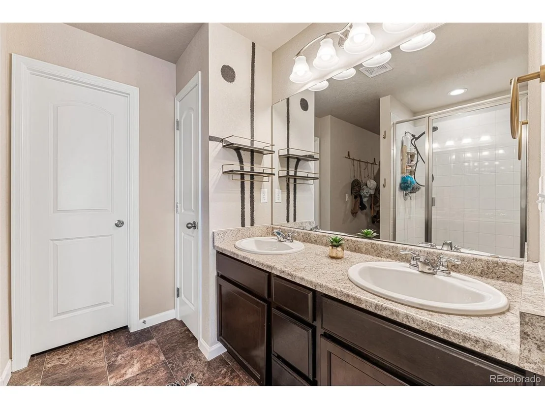 Photo of 1218 Sherman Dr