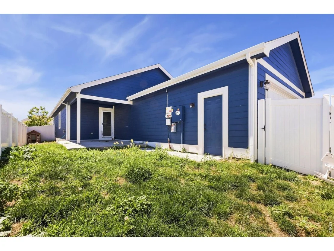 Photo of 2441 Shooting Star Way
