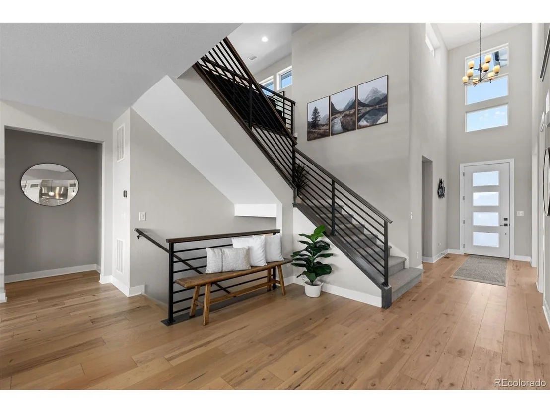 Photo of 5932 Los Olivas Pt
