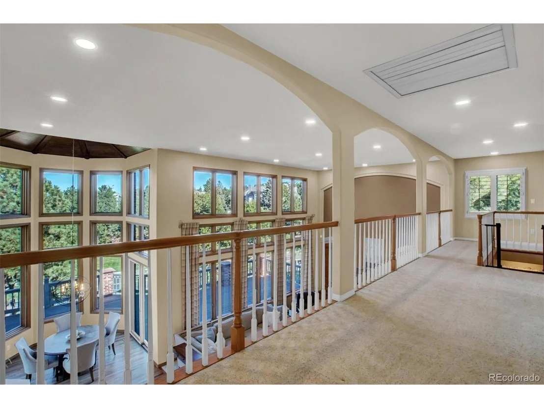 Photo of 8 Red Tail Dr