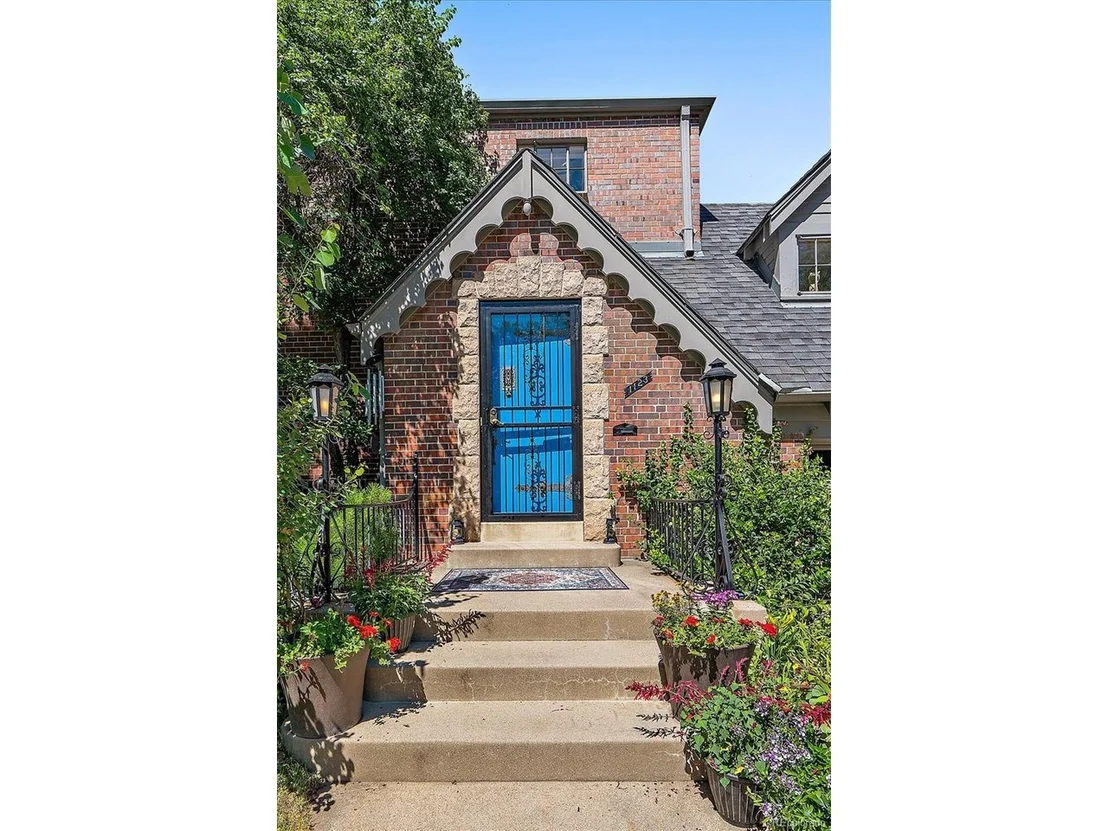 Photo of 1123 Oneida St