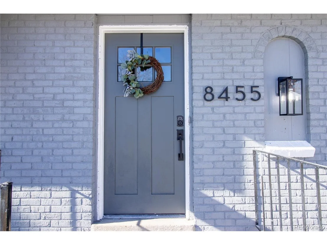 Photo of 8455 Lamar Dr