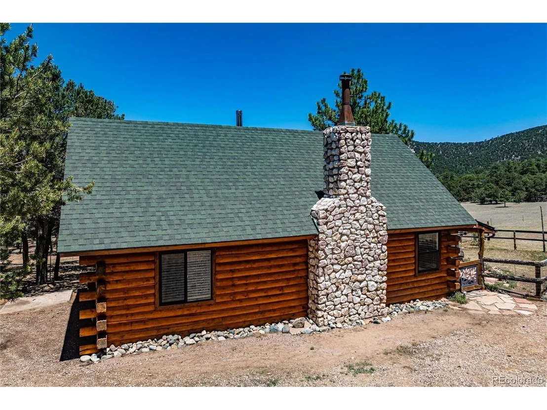 Photo of 988 15th Trl